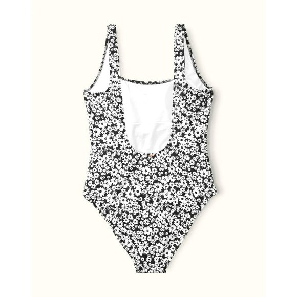 PINK - Scoop Neck One-Piece Swimsuit - Picture 3 of 7